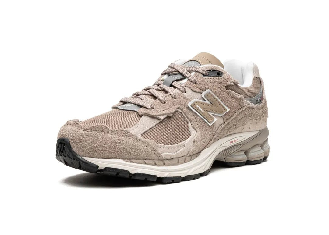 New Balance 2002R Protection Pack Driftwood - PLUGSNEAKRS